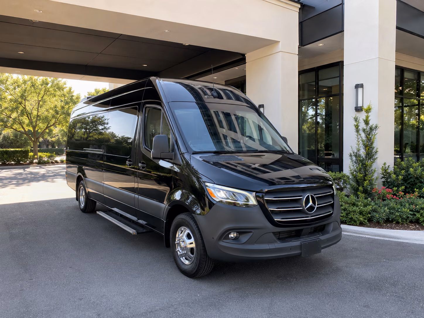 bloomington airport shuttle bus rentals for private groups