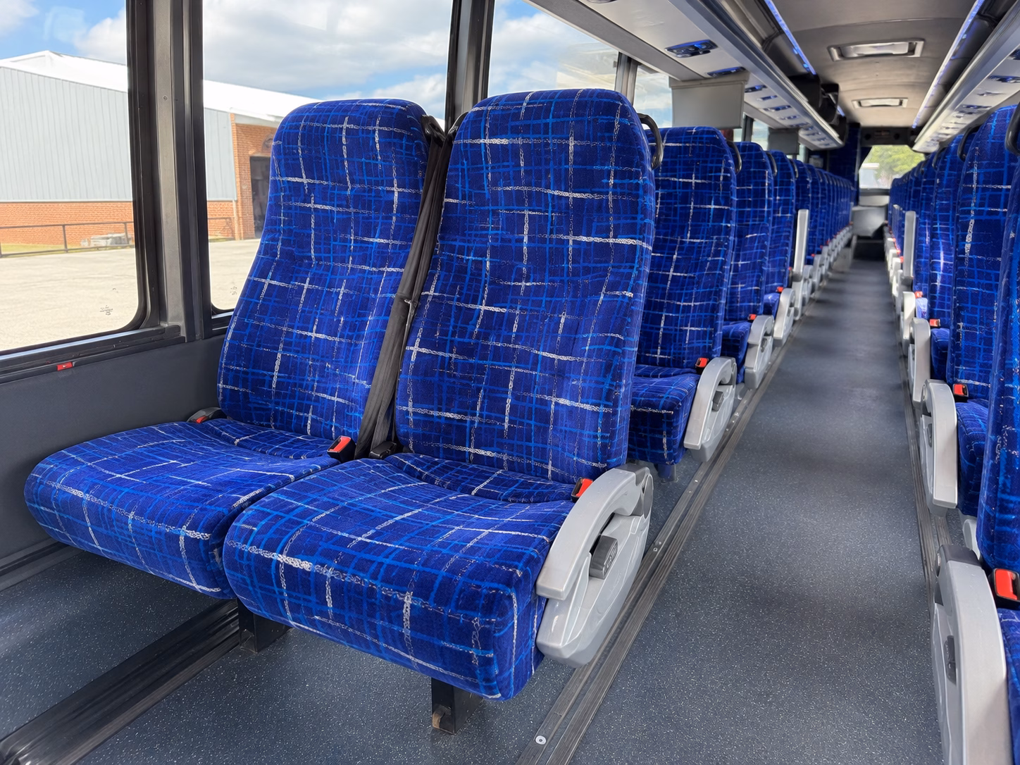 bloomington airport shuttles for military and government travel