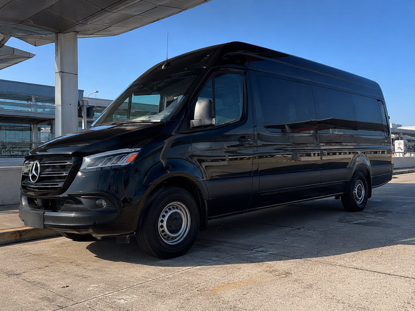 guest shuttles to saint croix vineyards and wedding venues around bloomington